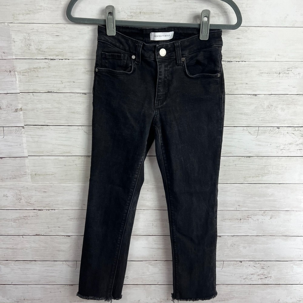 Denim & Virtue Black Raw Hem Ankle Jeans